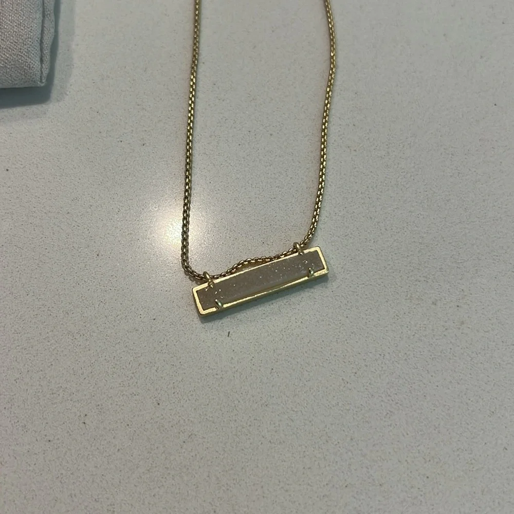Kendra Scott Corey Necklace in Ivory - Picture 2 of 2
